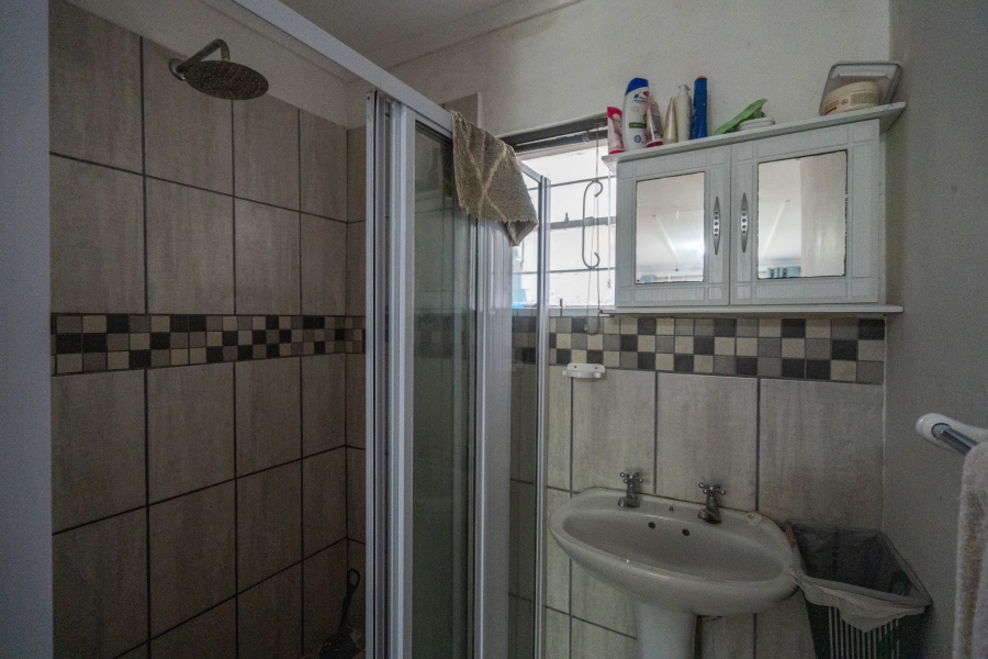 4 Bedroom Property for Sale in Bathurst Eastern Cape